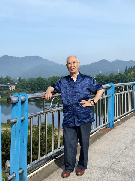 汪振福照片.jpg