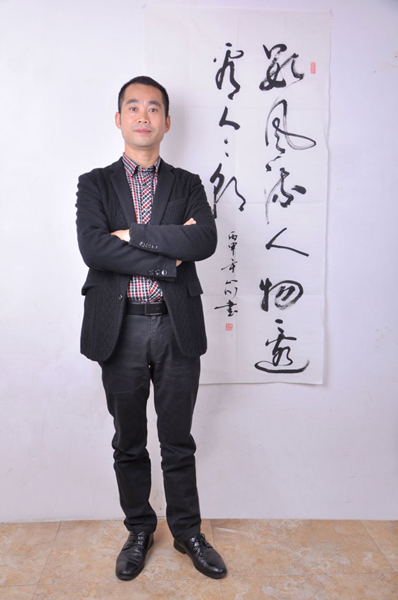 薛忠红照片.jpg